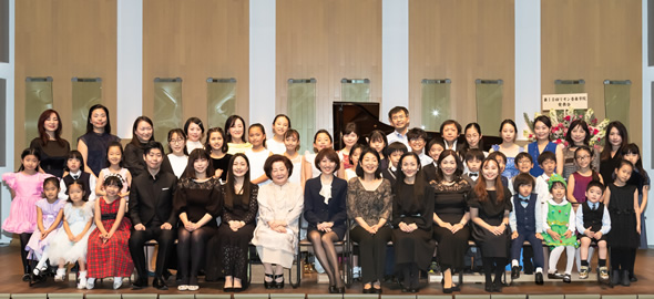 東京の音楽教室「リオン音楽学院」発表会 2022年12月18日 in ハクジュホール